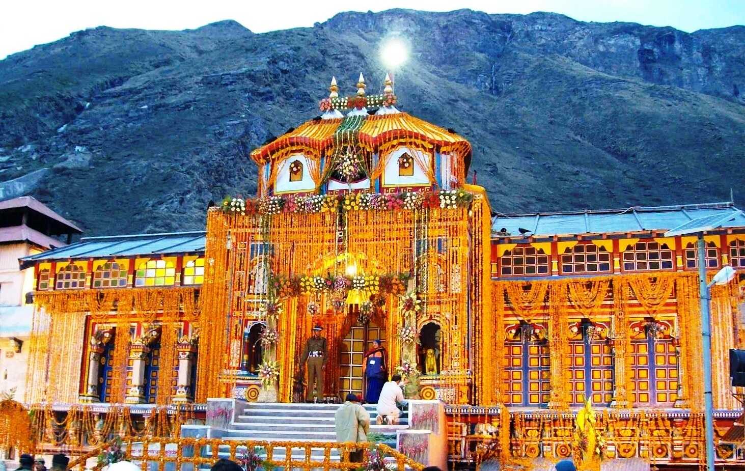 Badrinath Taxi Service From Dehradun